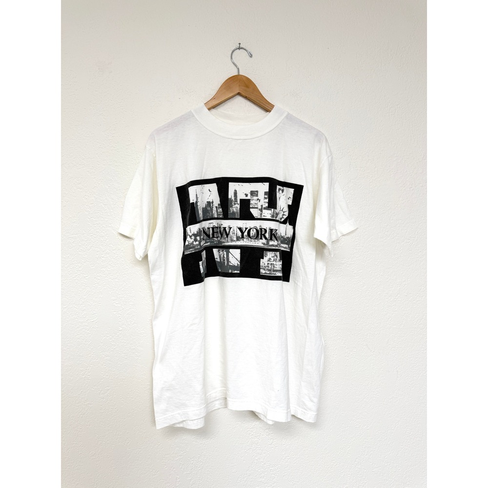 Vintage Graphic T-Shirt White Cotton NYC Skyline XL